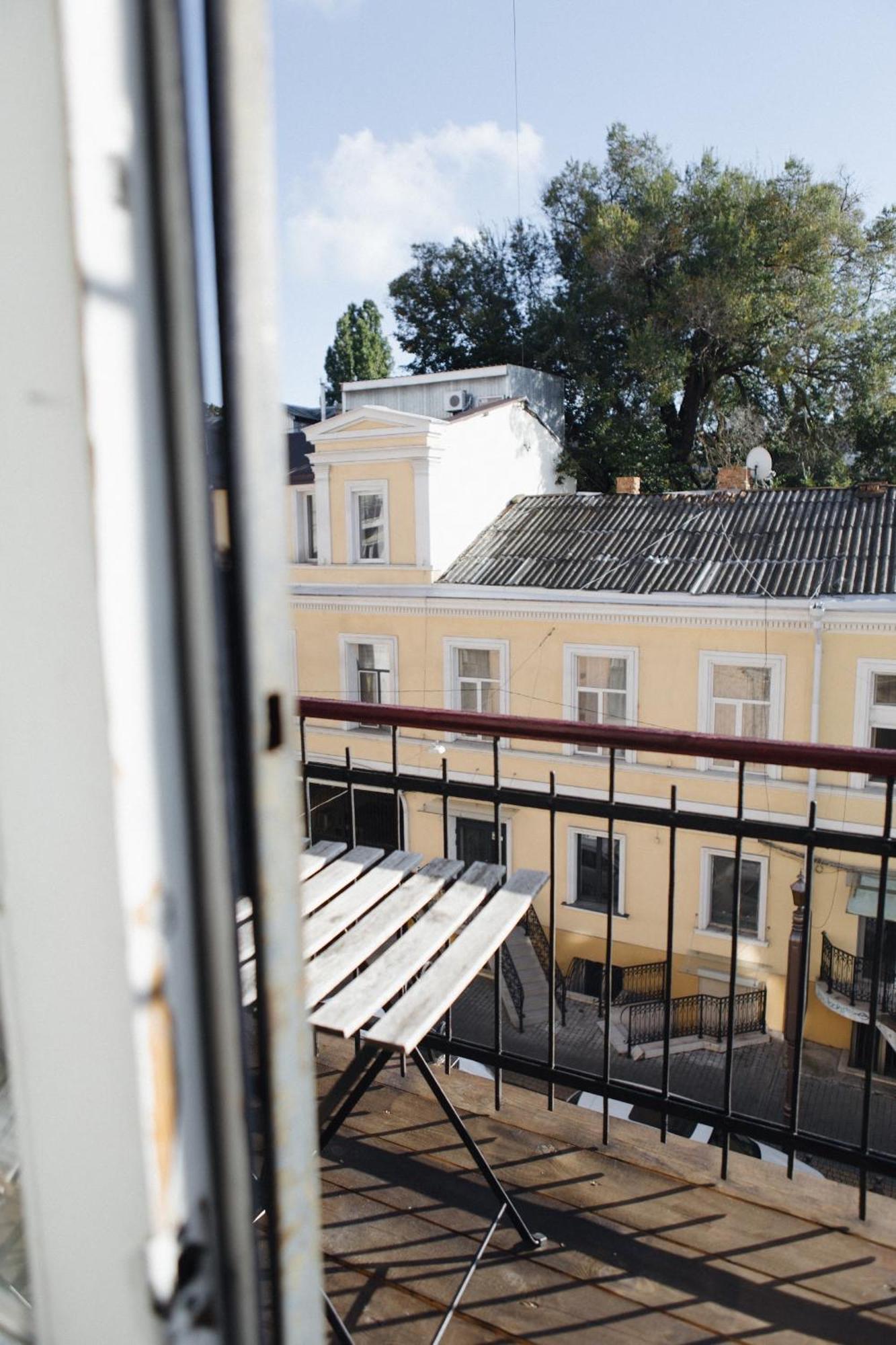 Great Appartment In The Center Of Odessa Exterior photo